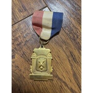 Vintage 1945 BOWLING TEAM MEDAL or PENDANT Pin Award Lapel
